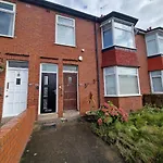 Double Room In Heaton