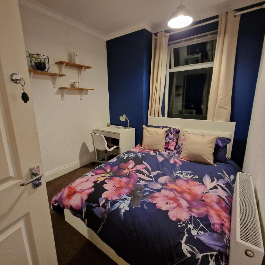 Double In Heaton Homestay *